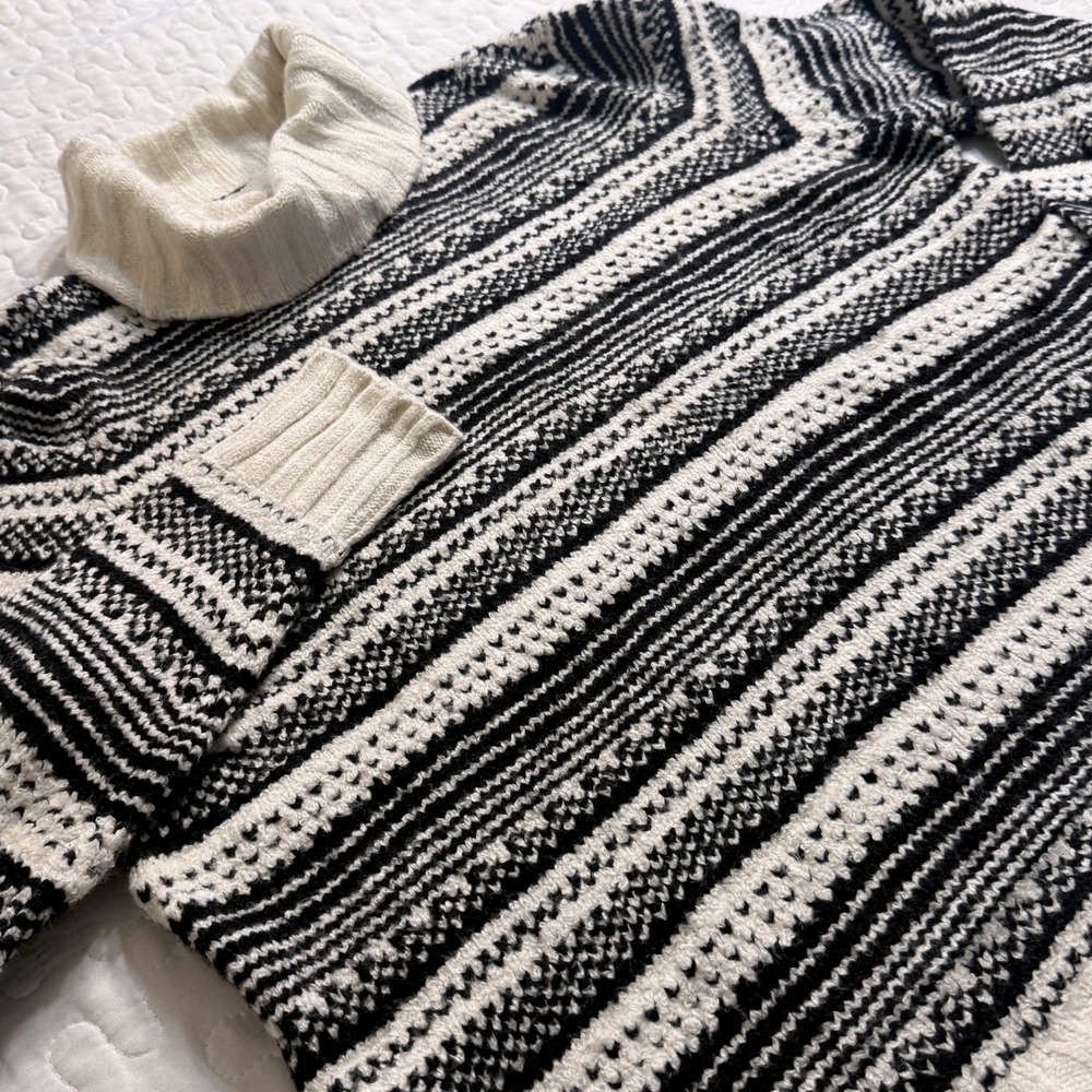 Caslon Women Medium Sweater Black White Striped Pullover MERINO BLEND NORDIC